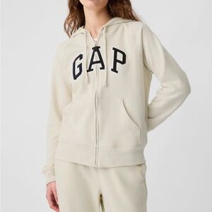 GAP LOGO CREAM COLOR ZIP UP HOODIE